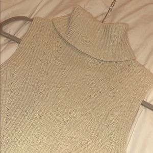 Madewell tan turtleneck knit vest